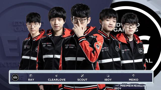 并吸引更多 并吸引更多