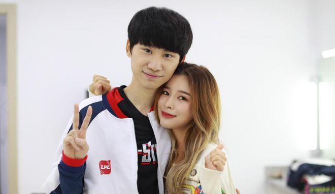 巴塞罗那与 巴塞罗那与