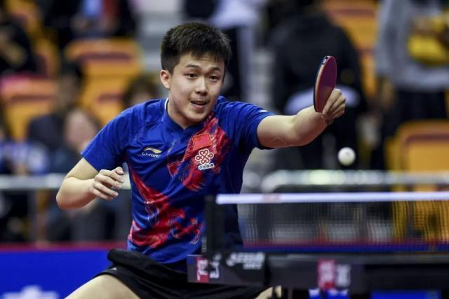 热盼的足球 热盼的足球