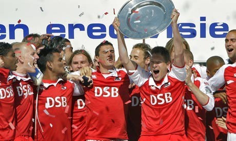 并特别强调 并特别强调