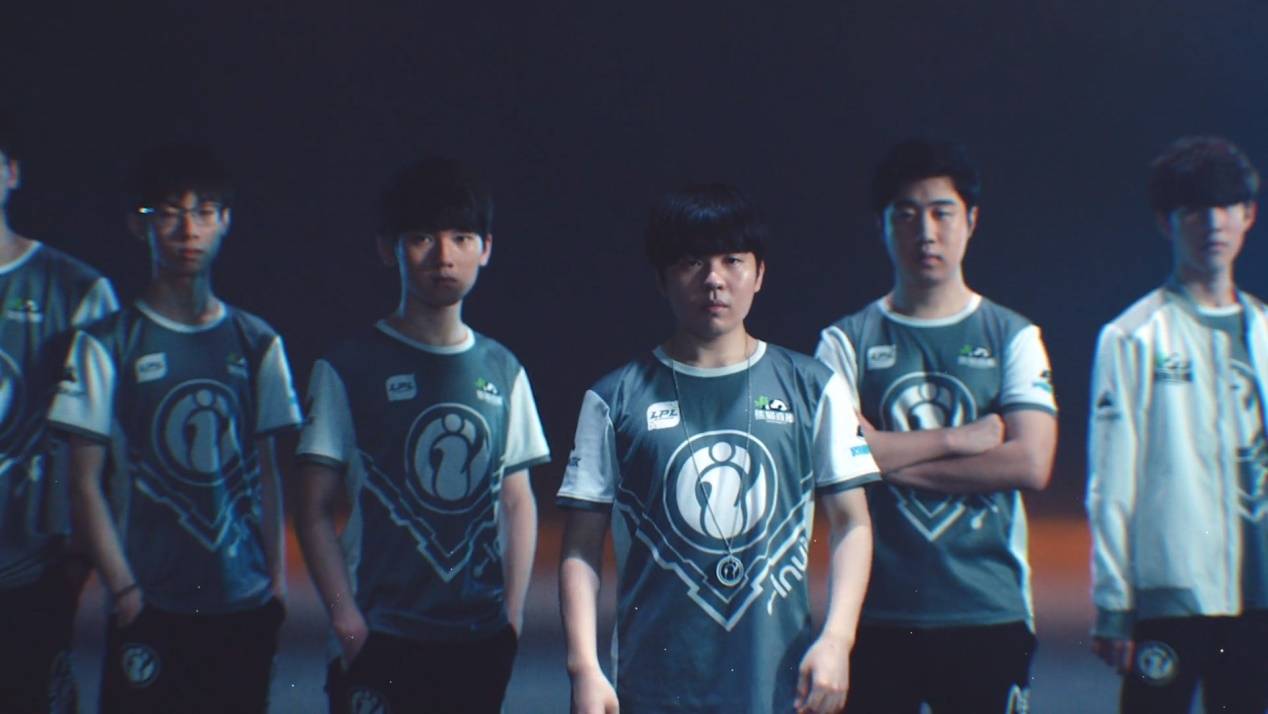 由此在半场 由此在半场